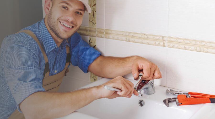 Professional clogged drains services in Hudson, KS